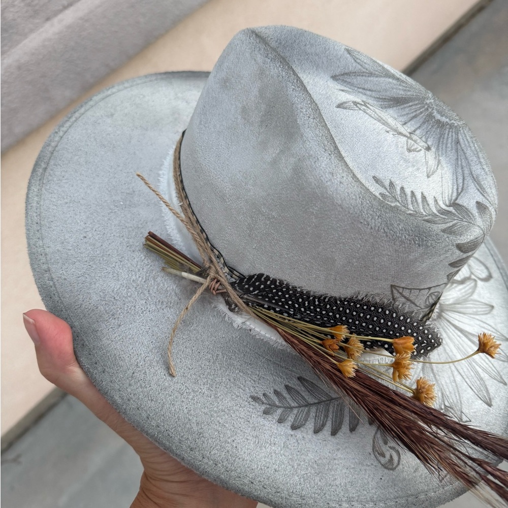 Floral Gray Hat with Feather Accent hand burned suede rancher style cowboy hat - Picture 3 of 3